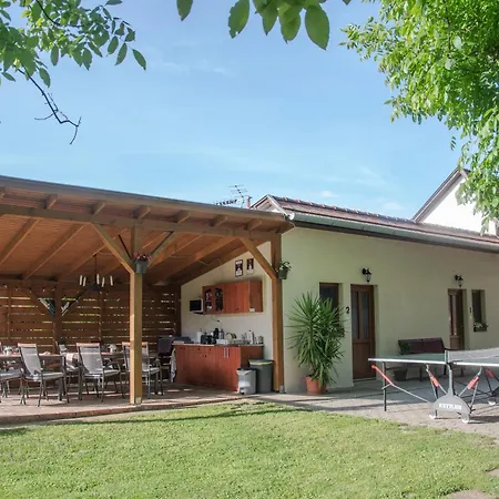 아파트 Diofa Vendeghaz