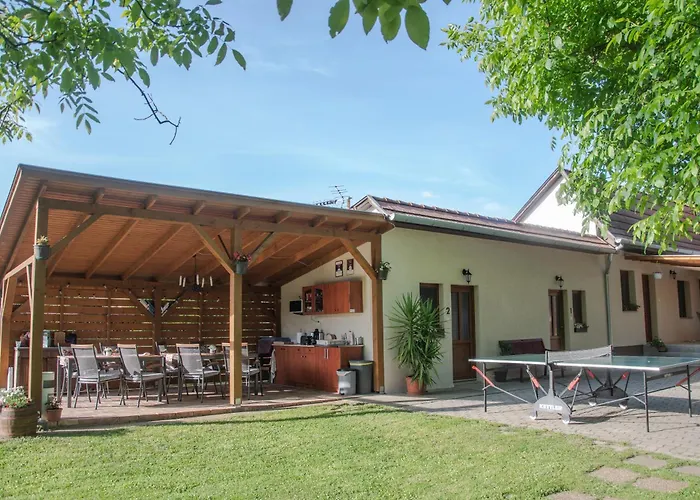 아파트 Diofa Vendeghaz